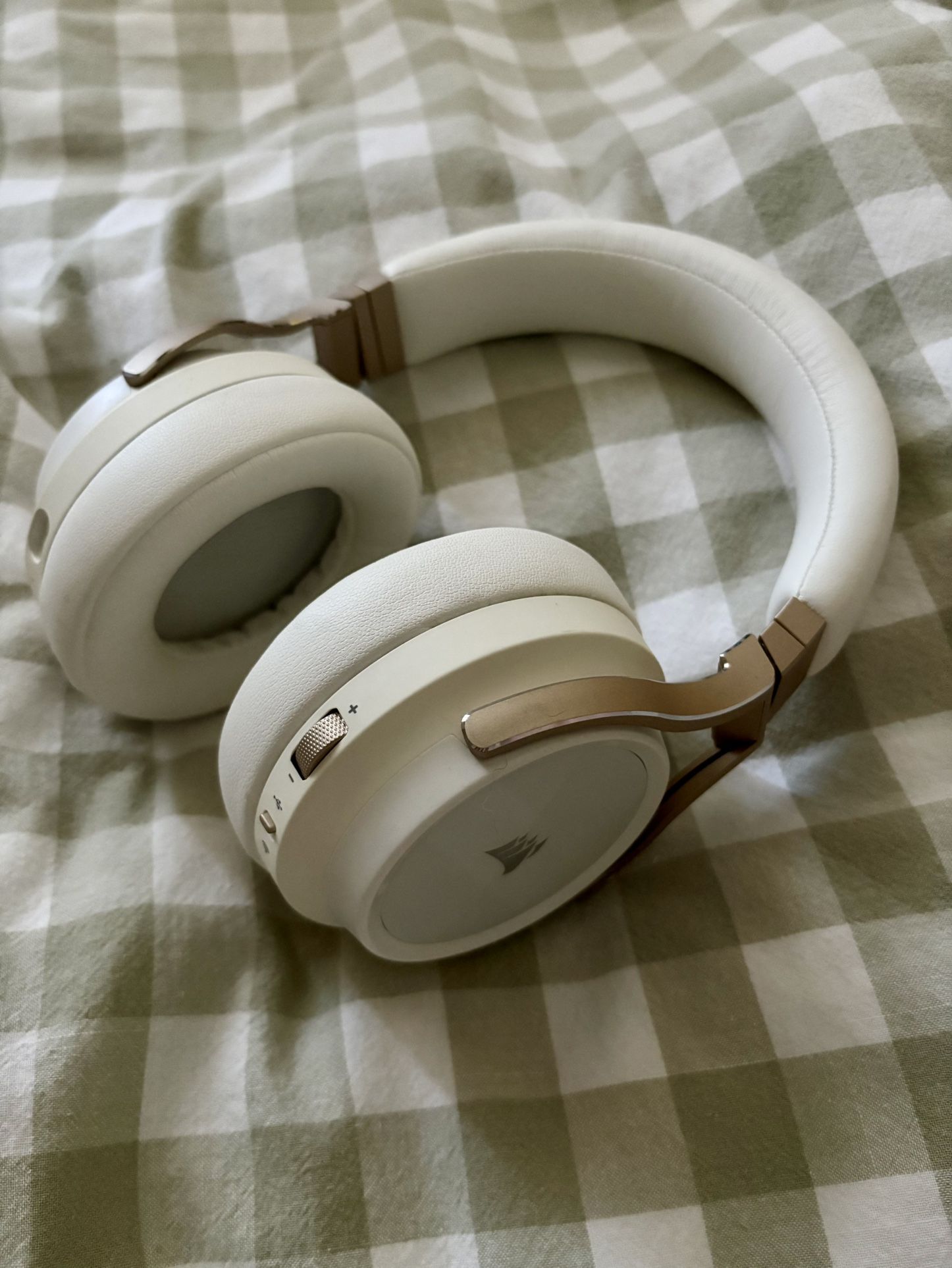 👾Corsair Virtuoso RGB Wireless Headset👾