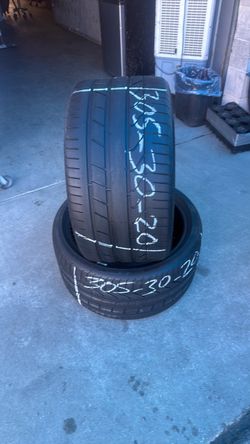 Tires pair 305/30R20 , 305-30-20
