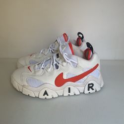 Nike Air Barrage Low Sneakers size 7