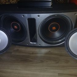 (2)  1000 Watts JBL 12 Inch Subs - (2) 1500 Watts Performance Teknique 12 Inch Subs - Both