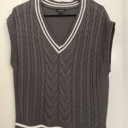 Wild Fable Oversized Gray Knit Sweater Vest 