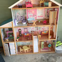 Barbie House 