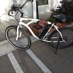 SWFT Fleet Cruiser E Bike White 