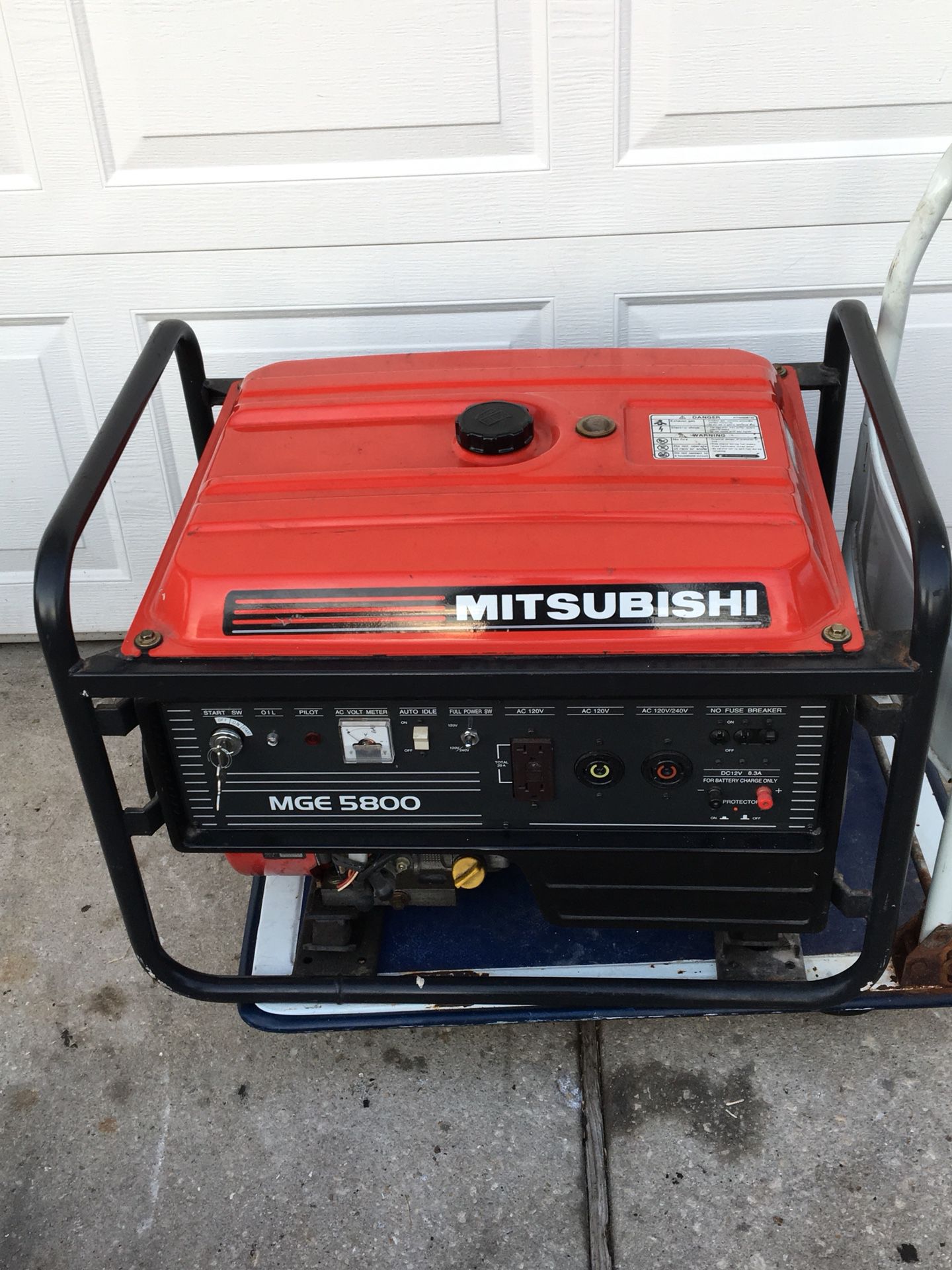 Mitsubishi MGE 5800 generator