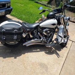 2012 Harley-Davidson heritage Softail deluxe