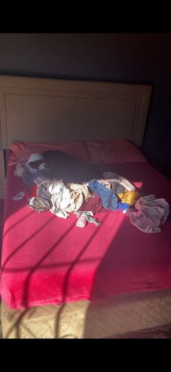 Full size bed
