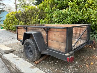 Utility Trailer w/cover