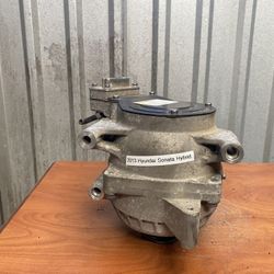 2013 Hyundai Sonata Hybrid Alternator Part (2011-2014)