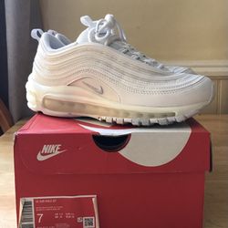 Women’s Nike Air Max 97, Size 7, White