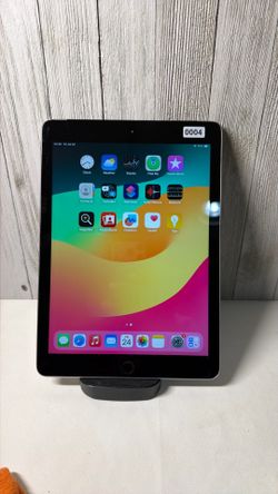 Apple iPad 6th Generation (2018) – 128GB Wi-Fi + Cellular (Unlocked)