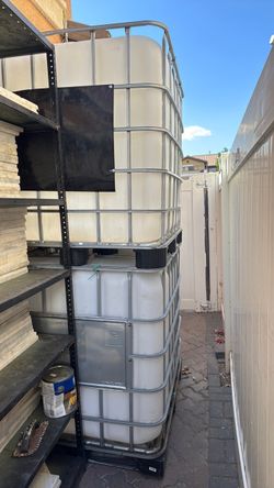 Water tank 250 gallon