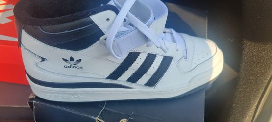 Mens Adidas New  Size.10.5