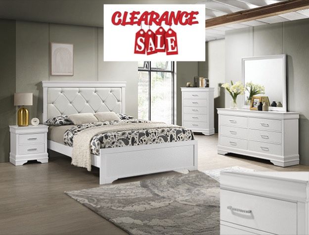 4pcs King Size Bedroom Set w. Mattress Included