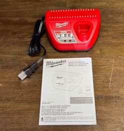 Milwaukee M12 charger