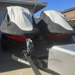 2020 Yamaha Waverunners 3 Seater Combo