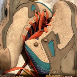 Columbia Men’s Hiking Boots