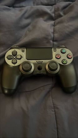 PS4 controller