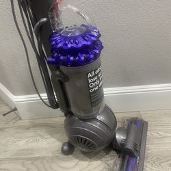 Dyson Big Ball Vacuum Cleaner 