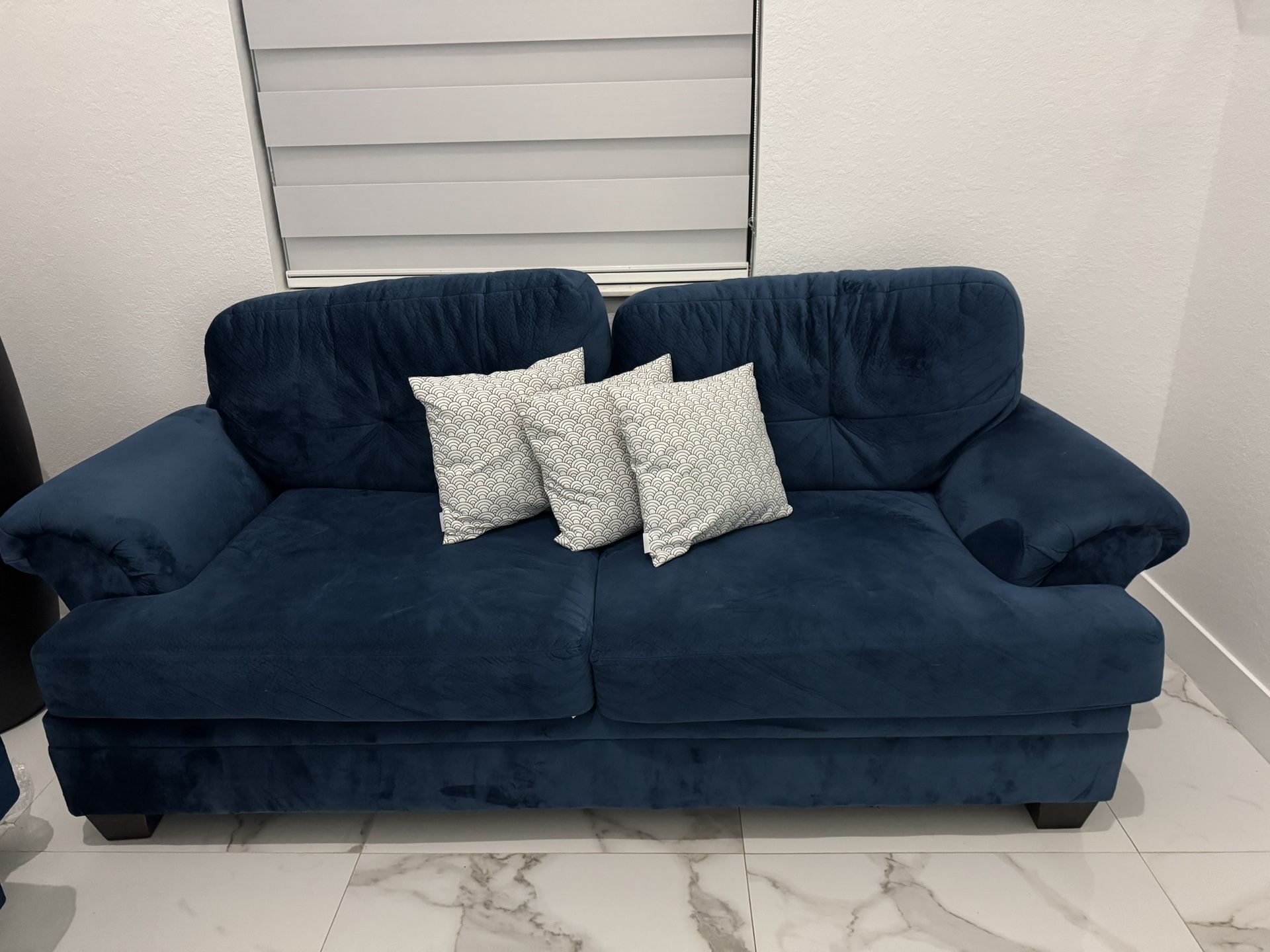 Sofa Set for Sale