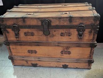 Antique Large Pine Steamer Trunk c. 1(contact info removed)