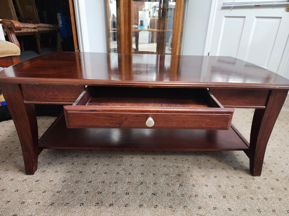 RECTANGLE COFFEE TABLE WITH DRAWER