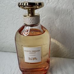 Really nice perfume coach 💜