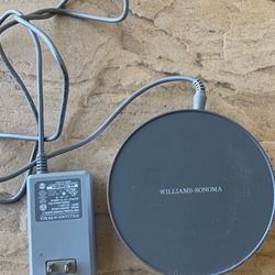 Williams Sonoma WSBS2000 SKU # 314740 Bluetooth Speaker