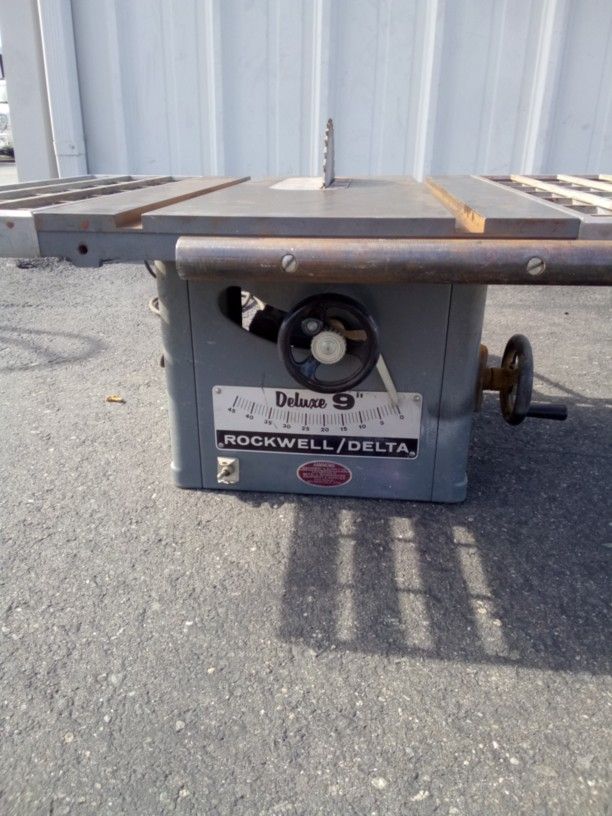 Rockwell Delta Table Saw