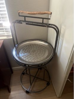 Bird stand