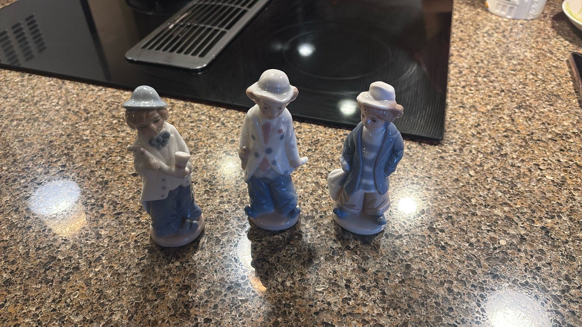 porcelain hobo clown figurines by Baum Brothers Formalities