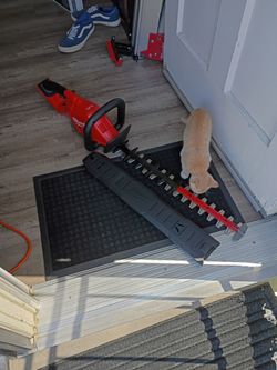 Milwaukee hedge trimmer brand new