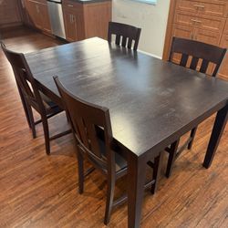 Dining Room Table With Four Chairs