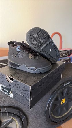 Air Jordan 4 retro Size 9C