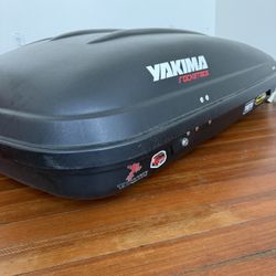 Yakima Rocketbox Rooftop Cargo Container