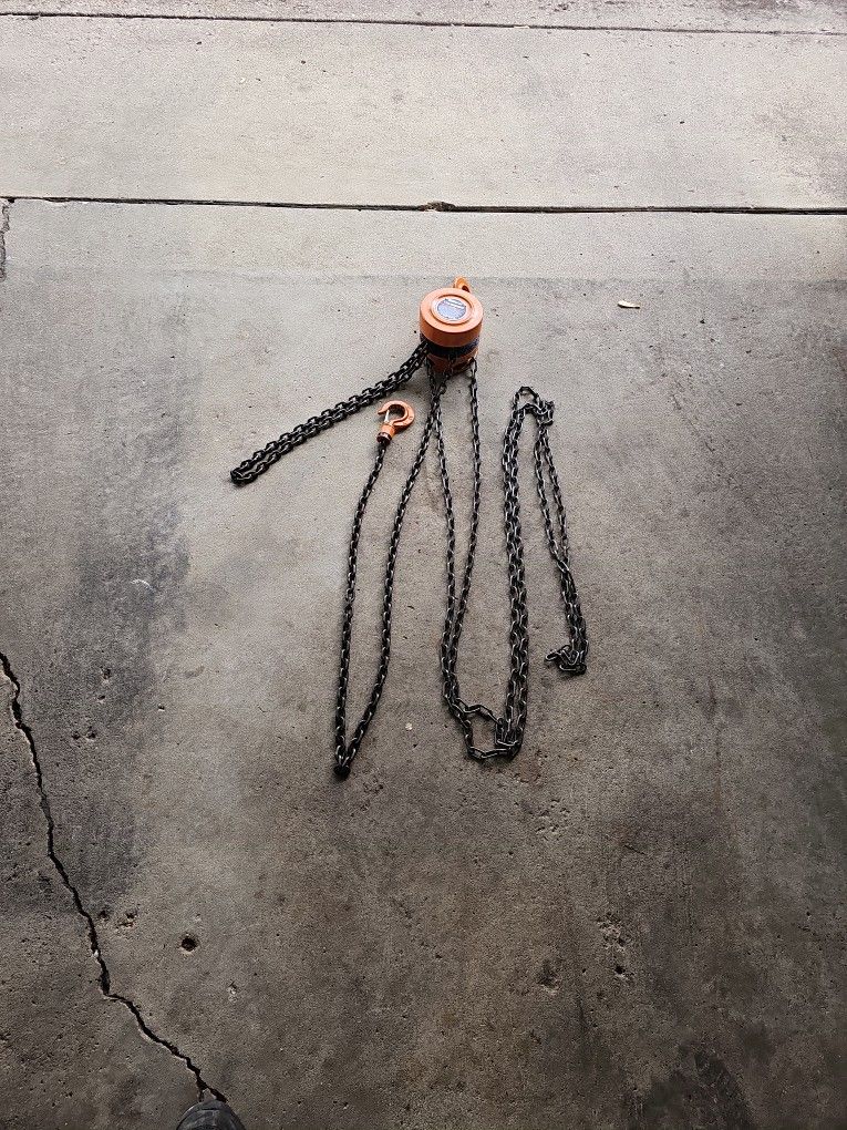 Chain Hoist 