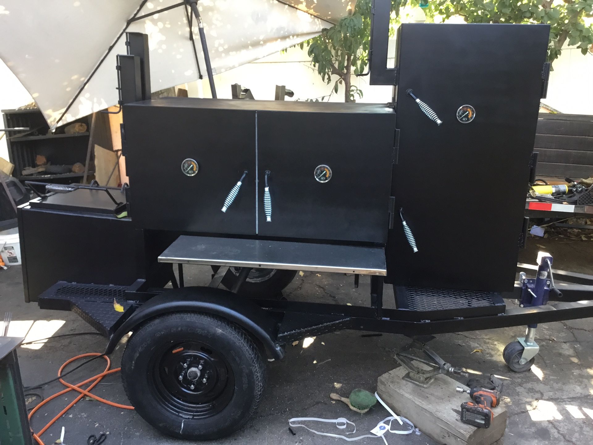 Reverse flow Smoker Trailer