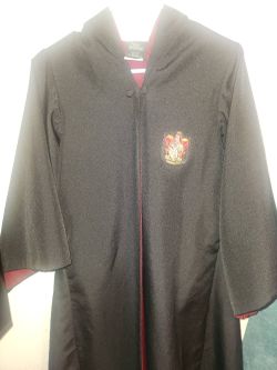 Universal Studios Harry Potter Gryffindor Robe Kids XXS Wizarding World