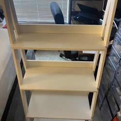 Ladder Shelf/ Bookshelf 