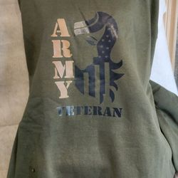 Woman ARMY Veteran Sweatshirt 