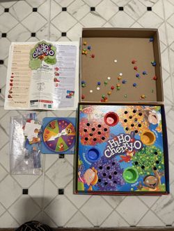 Hi Ho Cherry-O Board Game Hasbro 44703 Early Math Team Play