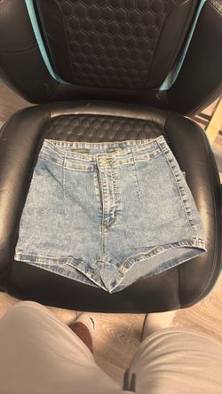 Jean shorts high rise