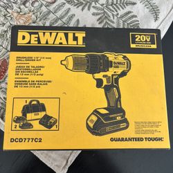 DeWalt 20V MAX Drill/Driver Kit