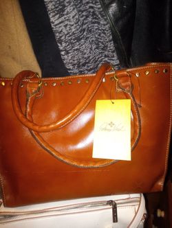 Brand New Patricia Nash Ladies Purse