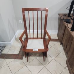 Tutailor Rocking Chair