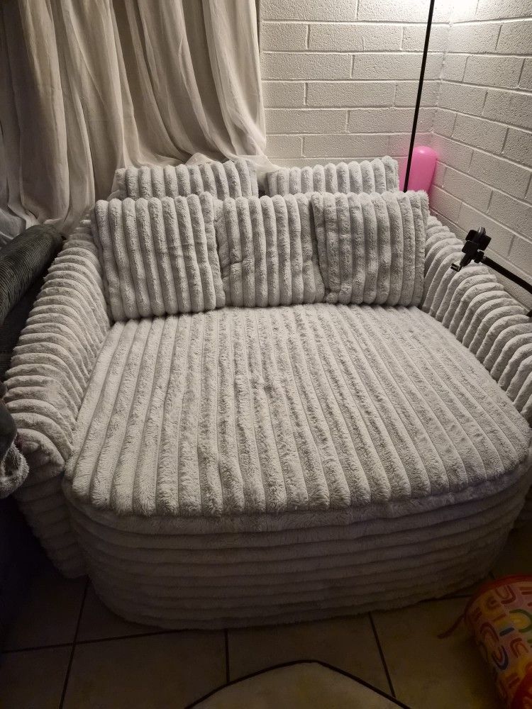 Oversized Chaise