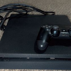 PS4 & GAMES GOOD CONDITION 