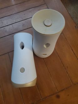 2 Glade Air Freshner Auto Sprayers