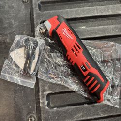 Milwaukee Multitool New 12 V