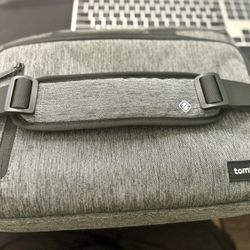 Tomtoc Protective Laptop Shoulder Bag