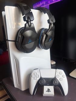 PlayStation 5 FOR SALE